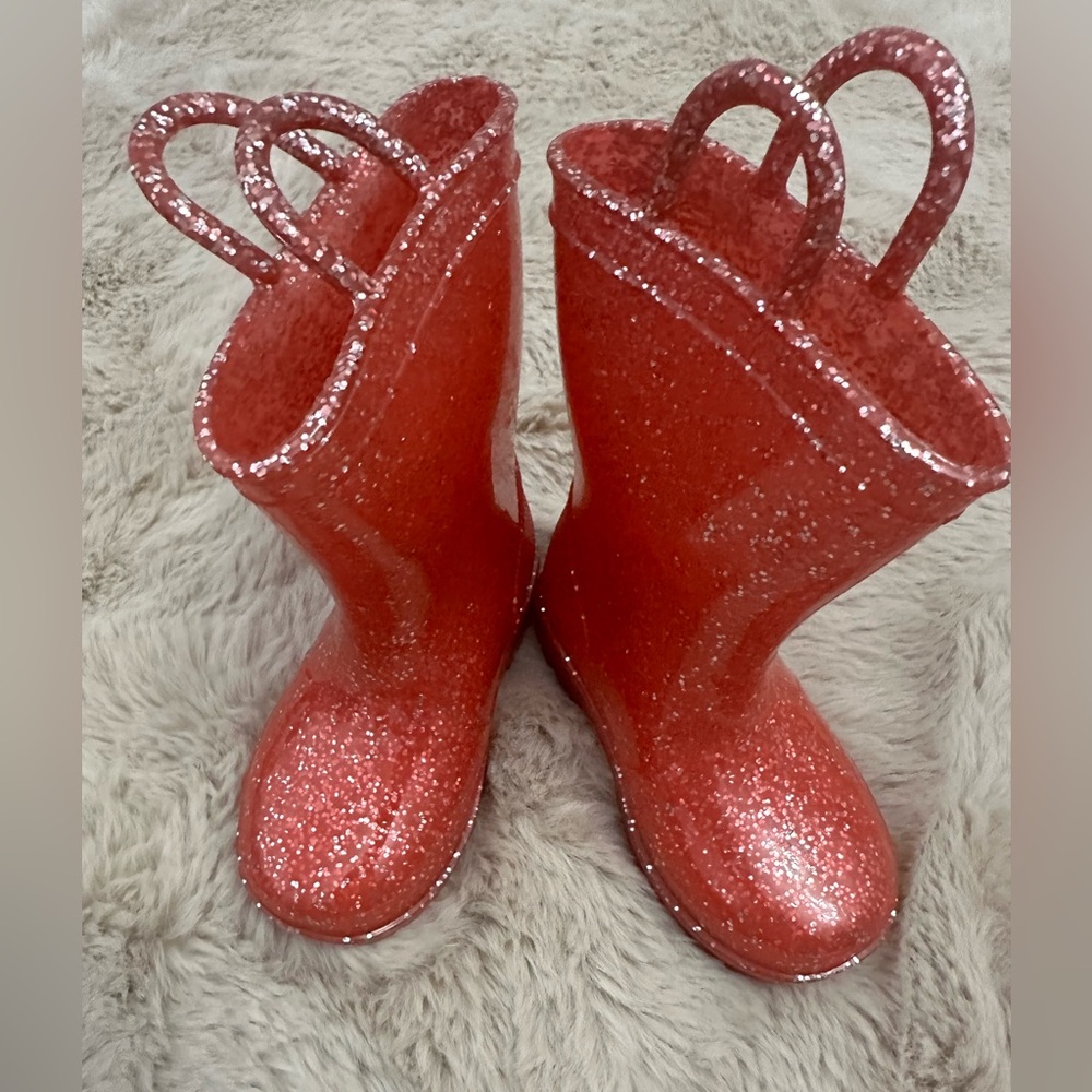 Red rain boots size toddler 6